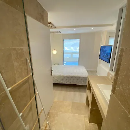Apartment Feel@home Nemausus « Le 11 »