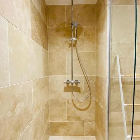 Feel@home Nemausus « Le 11 » *